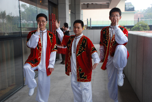 九游在线客服,年会之幕后花絮